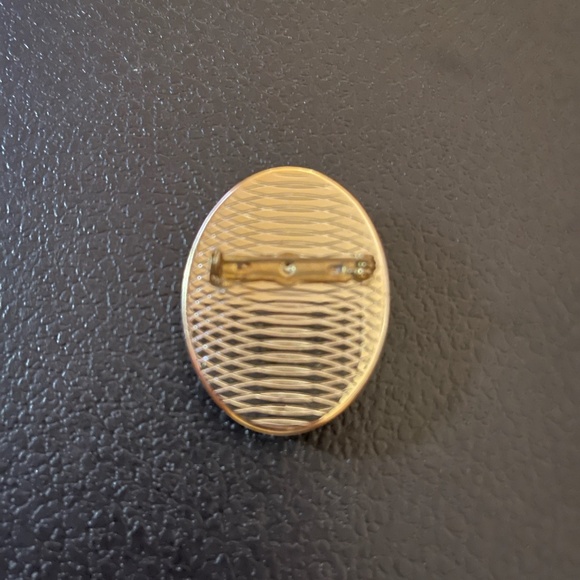 Vintage Bronze Coloured Cameo Brooch - Picture 2 of 2